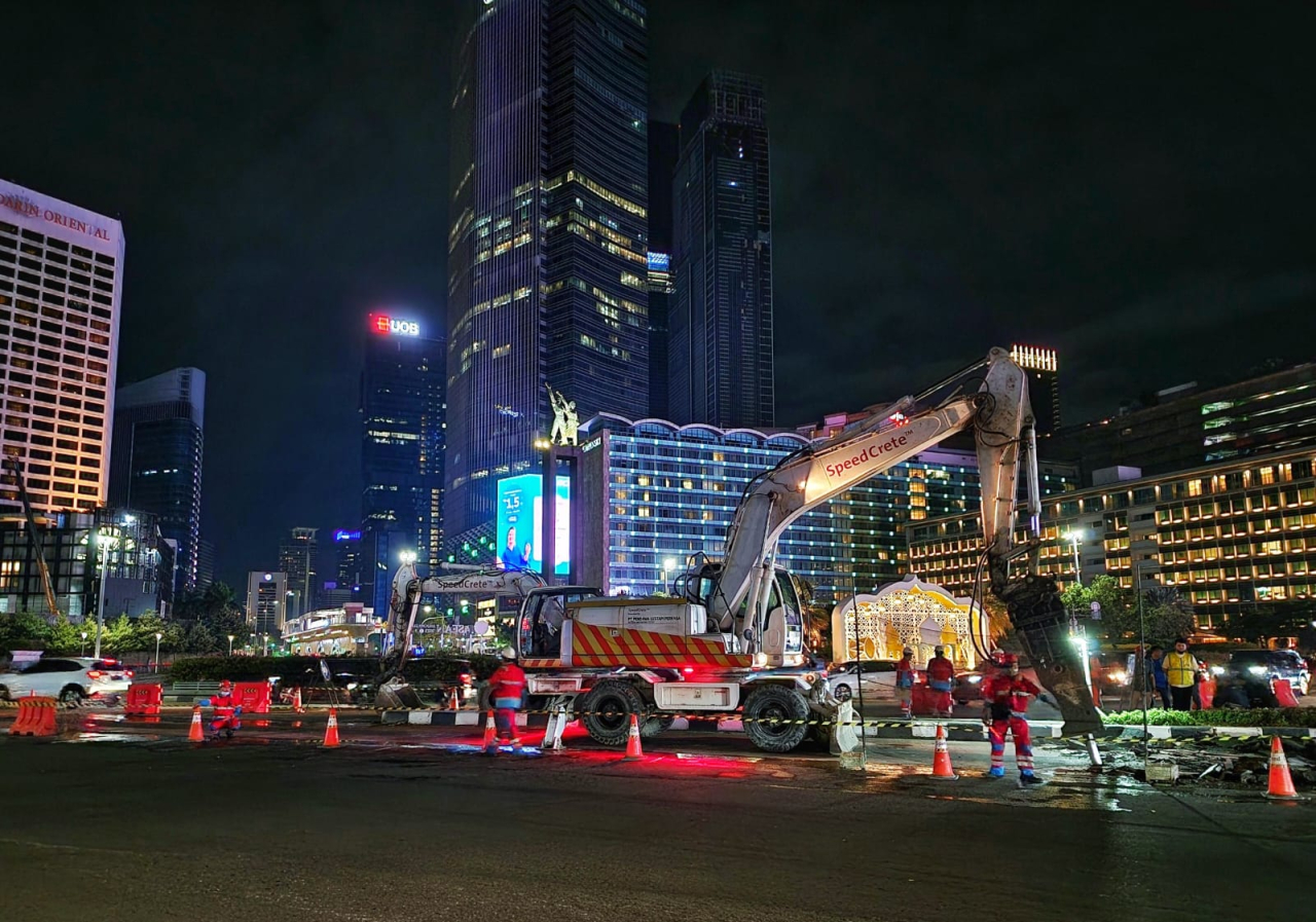 https://jatimpedia.idPT Semen Indonesia (Persero) Tbk (SIG) menghadirkan inovasi konstruksi berkelanjutan melalui solusi beton cepat kering, SpeedCrete