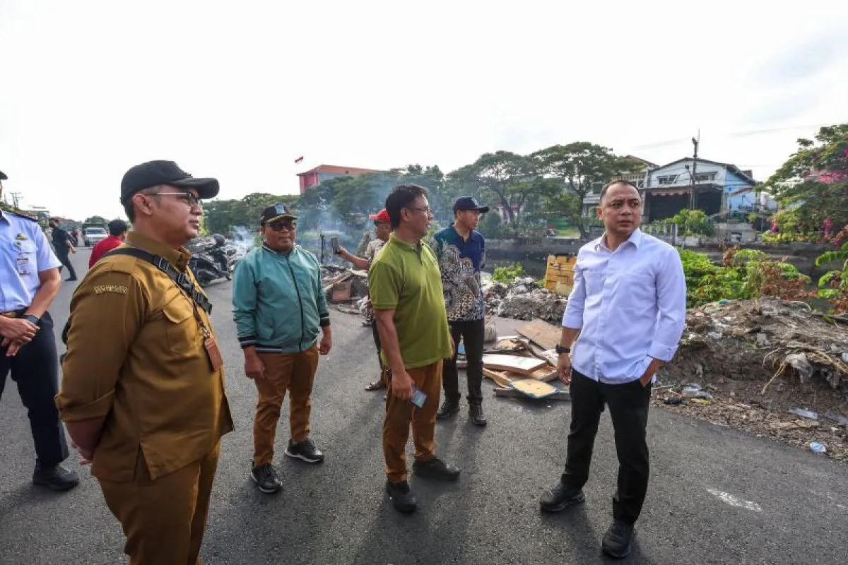 Pemkot Surabaya Tambah Fasilitas Infrastruktur Jalan Kali Tebu