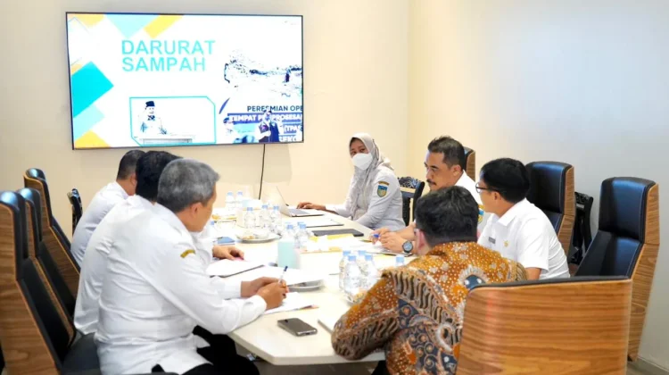 Pemkab Kediri Usulkan Dua TPST untuk Kurangi Timbunan Sampah
