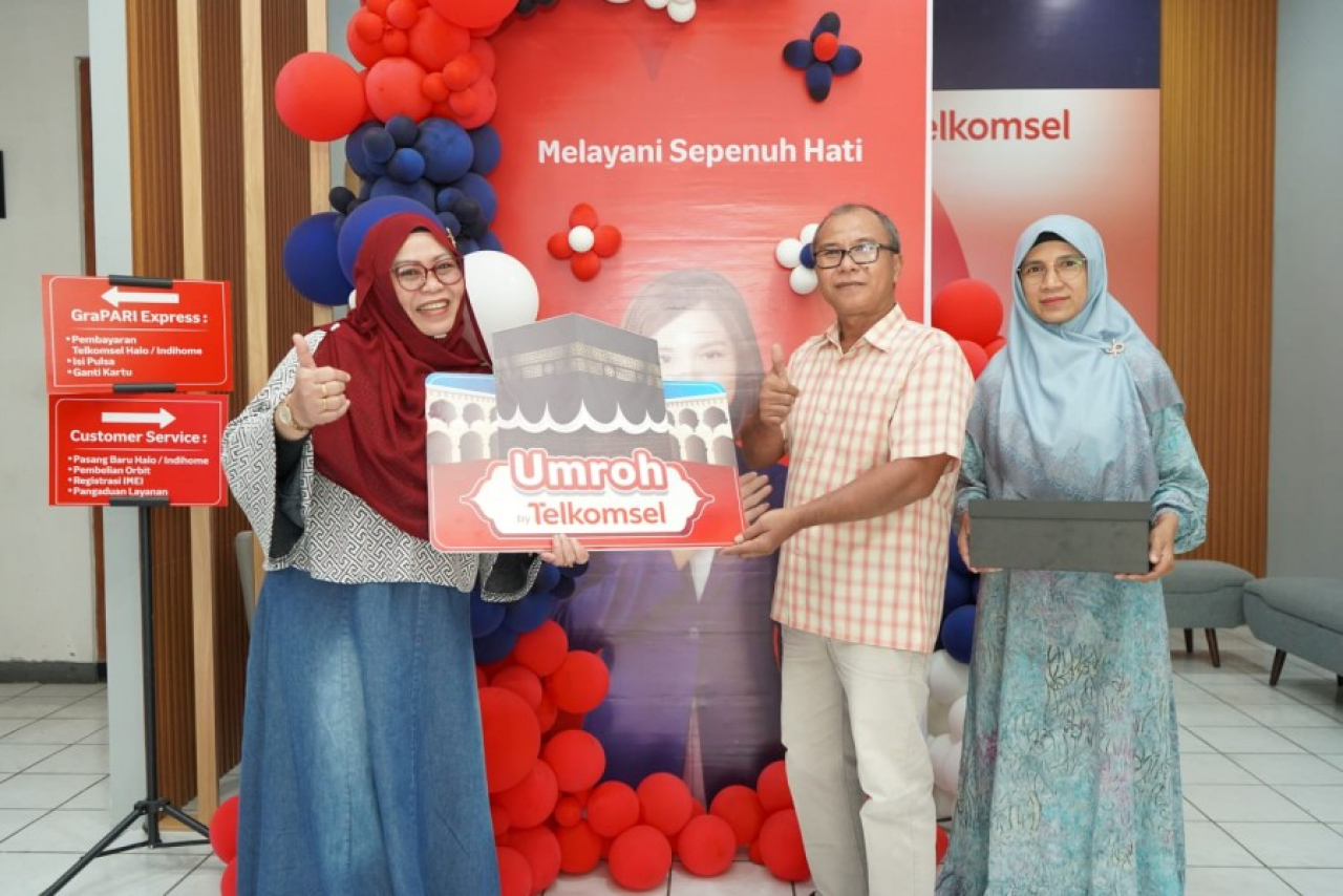 Totok Subiyantoro seorang warga Magetan berhasil mendapatkan hadiah umrah untuk dua orang dari Program Undi-Undi Hepi Ramadan 2026 dari Telkomsel