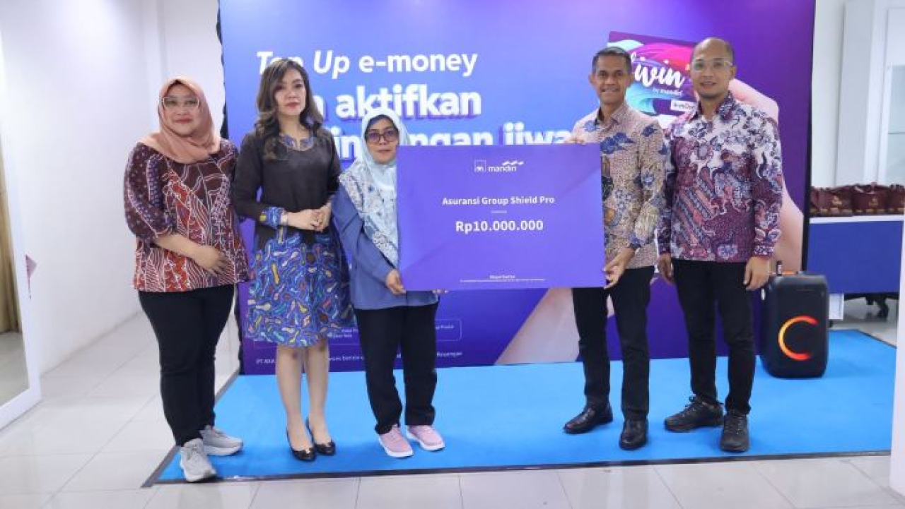 Bekerja sama dengan Bank Mandiri, AXA Mandiri menghadirkan Asuransi Group Shield Pro y