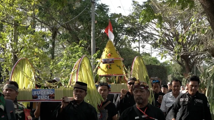 Festival Nelayan 2026 Pacitan Meriah, Tradisi Larung Tumpeng Warnai Peringatan 1 Suro