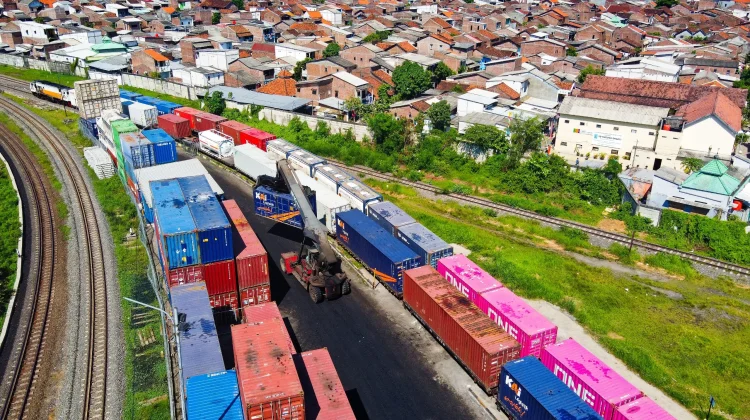 Hingga Mei 2026, Angkutan Peti Kemas KAI Tumbuh 19,35 Persen