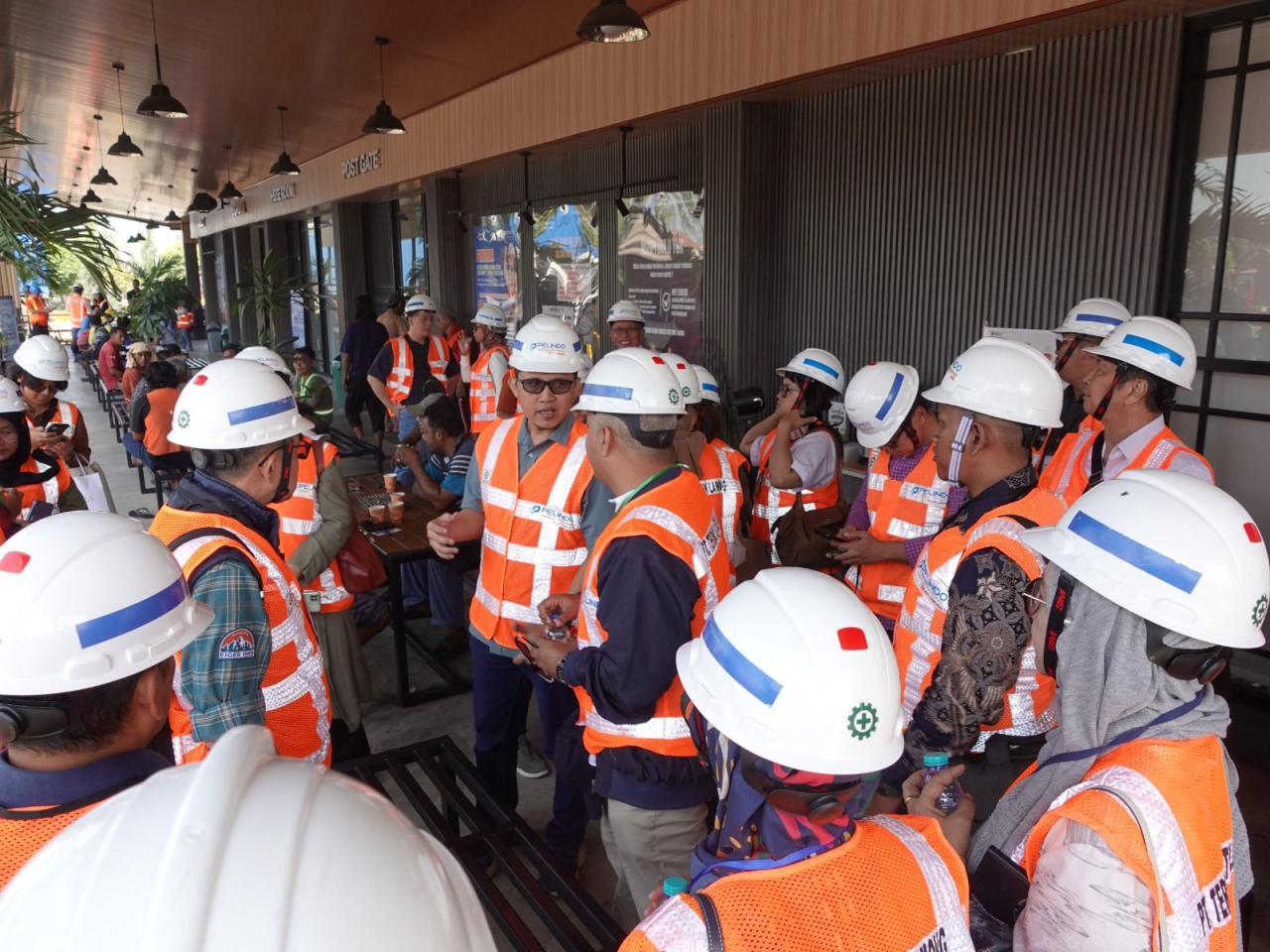 PT Terminal Teluk Lamong (TTL) memperkuat kolaborasi dengan pelaku industri logistik melalui Forum Diskusi Strategis bersama DPW ALFI/ILFA