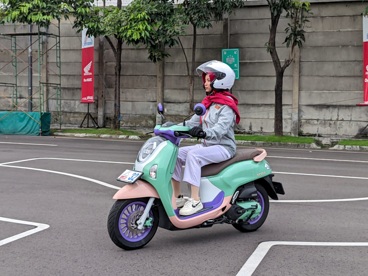 MPM Honda Jatim mengajak para pelajar untuk selalu mengutamakan keselamatan saat berkendara selama masa liburan sekolah