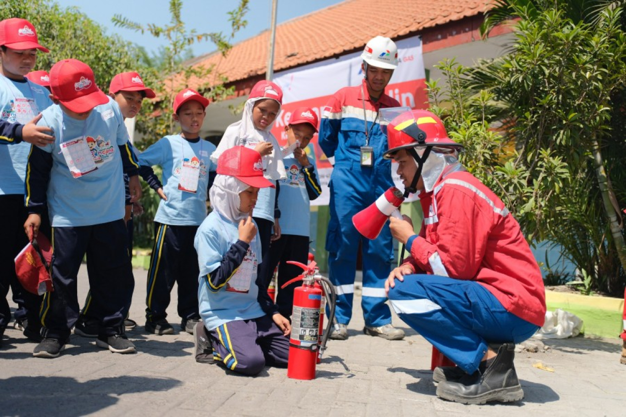 Pertagas OEJA menghadirkan Program Kencana Si Udin (Kenali Bencana Sejak Usia Dini) di SDN 40 Gresik