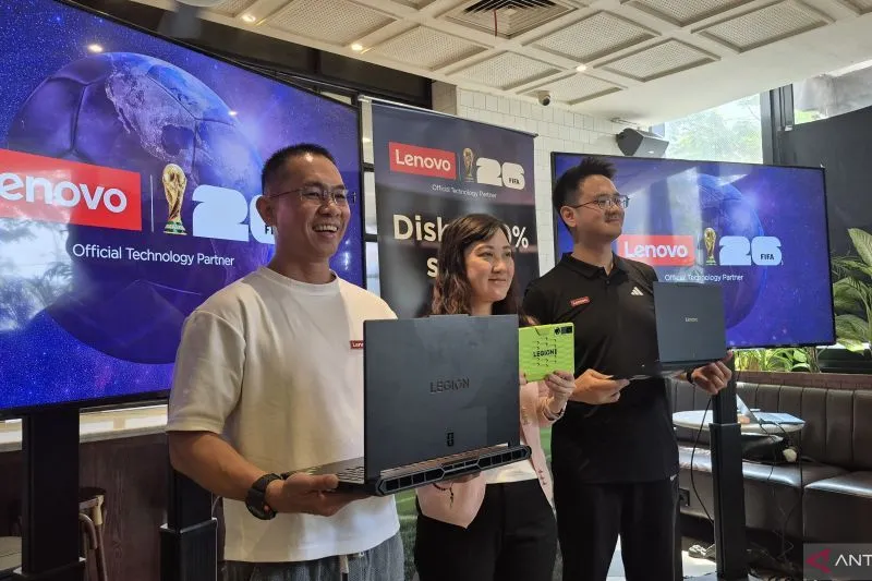 Lenovo Luncurkan Laptop Premium Edisi FIFA World Cup 2026