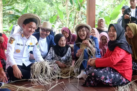 FIFGROUP Perkuat Pemberdayaan Masyarakat melalui Desa Sejahtera Astra