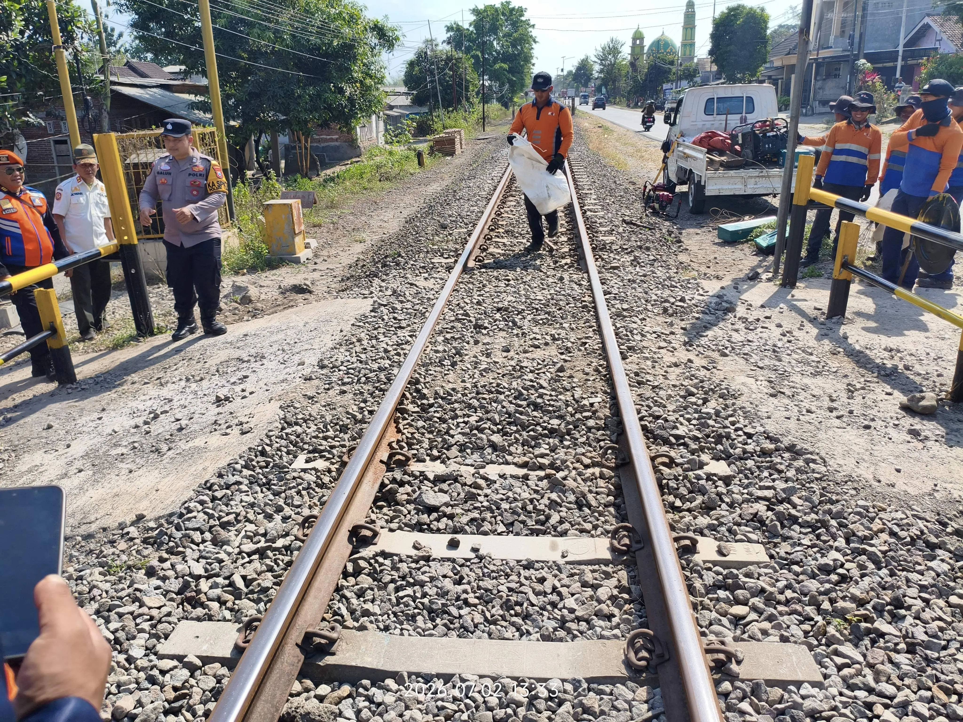 KAI Daop 7 Madiun Tutup Perlintasan Sebidang Liar