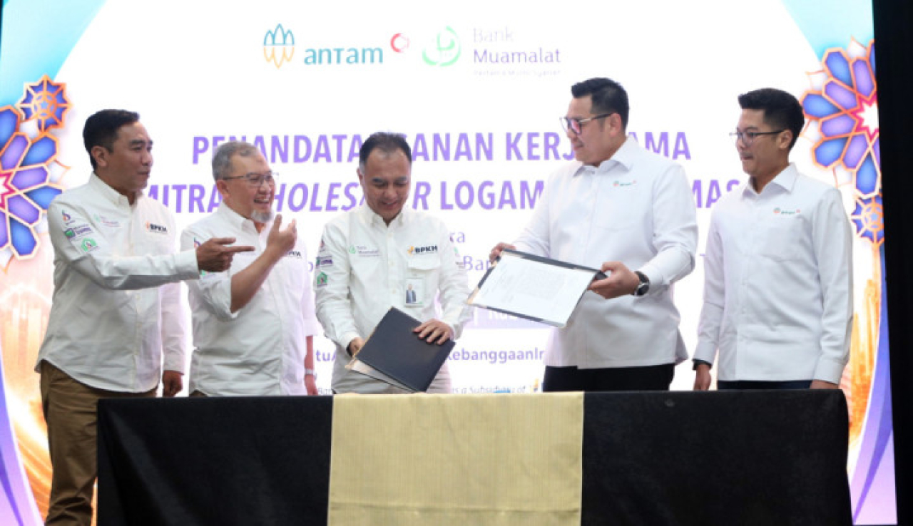 PT Aneka Tambang Tbk (ANTAM) dan PT Bank Muamalat Indonesia Tbk (Bank Muamalat) menjalin kerja sama strategis
