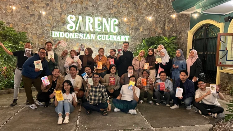 Komunitas Baca Buku Nonfiksi Hadirkan Ruang Belajar Santai di Malang