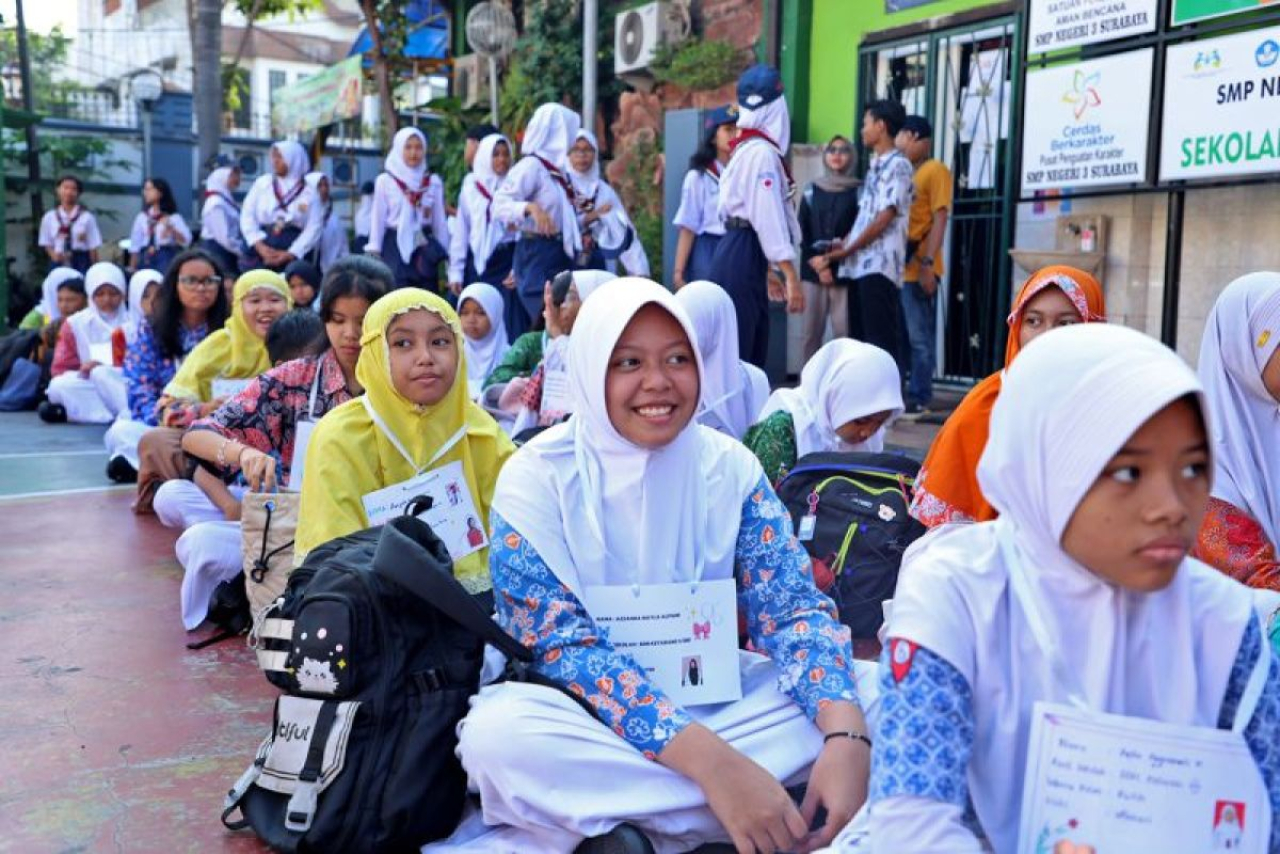 Kegiatan Masa Pengenalan Lingkungan Sekolah (MPLS) tahun ajaran 2026/2027 di Surabaya