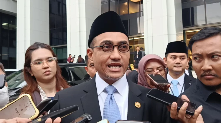 OJK Sanksi Denda Rp86,26 Miliar kepada 100 Pelaku Pasar Modal