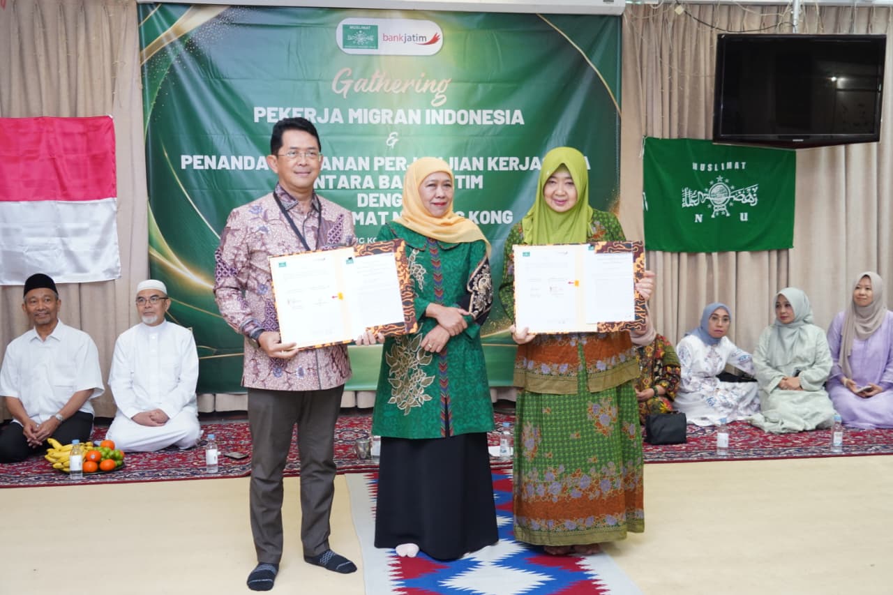 Kegiatan penandatanganan Perjanjian Kerja Sama (PKS) antara Bank Jatim dan Pimpinan Cabang Istimewa (PCI) Muslimat Nahdlatul Ulama Hong Kong
