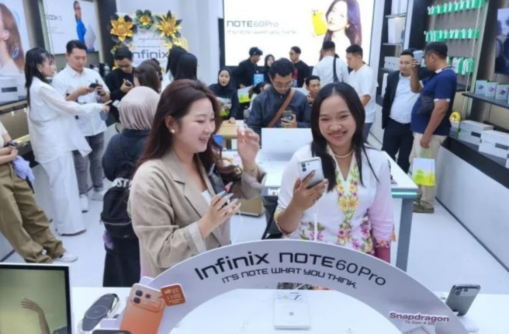Pembukaan Infinix Store 5.0 di Surabaya sekaligus pertama di Indonesia