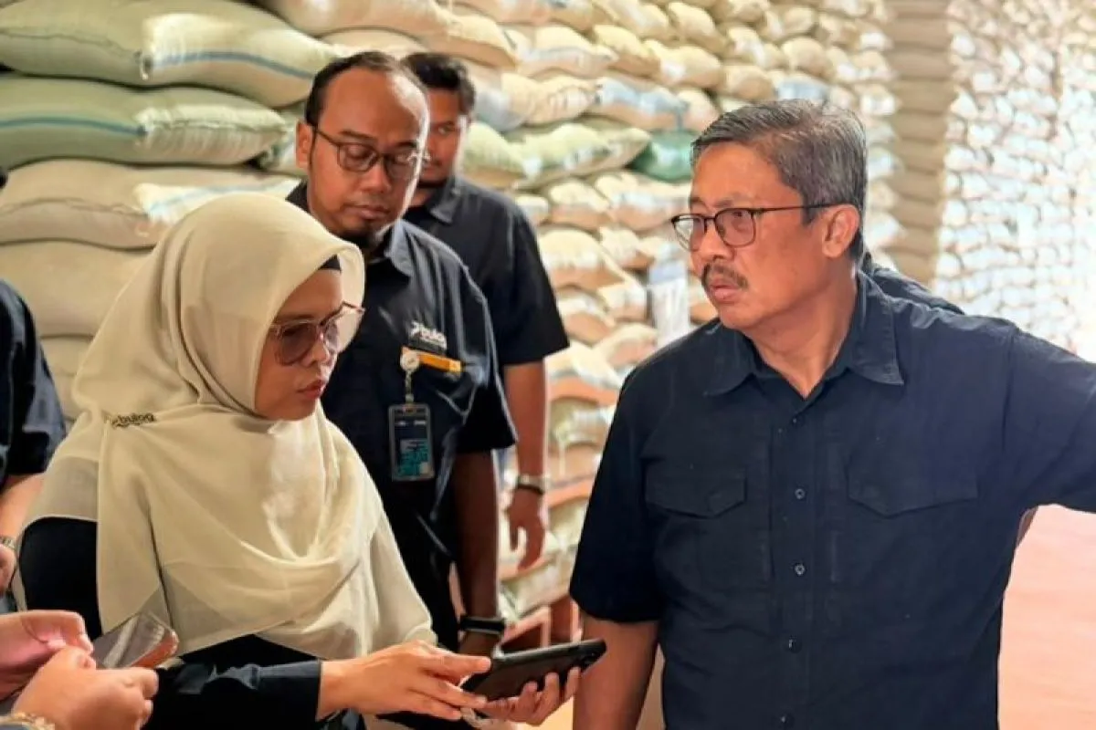 Bulog : Stok Beras 5,25 Juta Ton Ada di Gudang Seluruh Indonesia