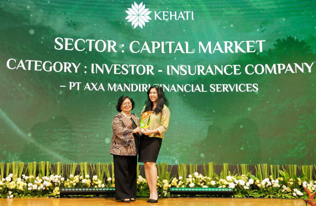 AXA Mandiri meraih penghargaan ESG Award 2026 by KEHATI untuk kategori Investor – Insurance Company
