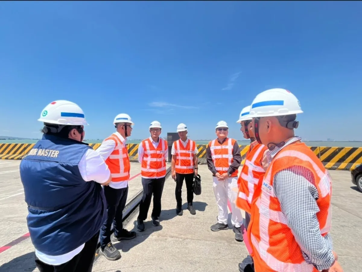Staf Ahli Menhub tinjau penerapan Green Port di Terminal Teluk Lamong